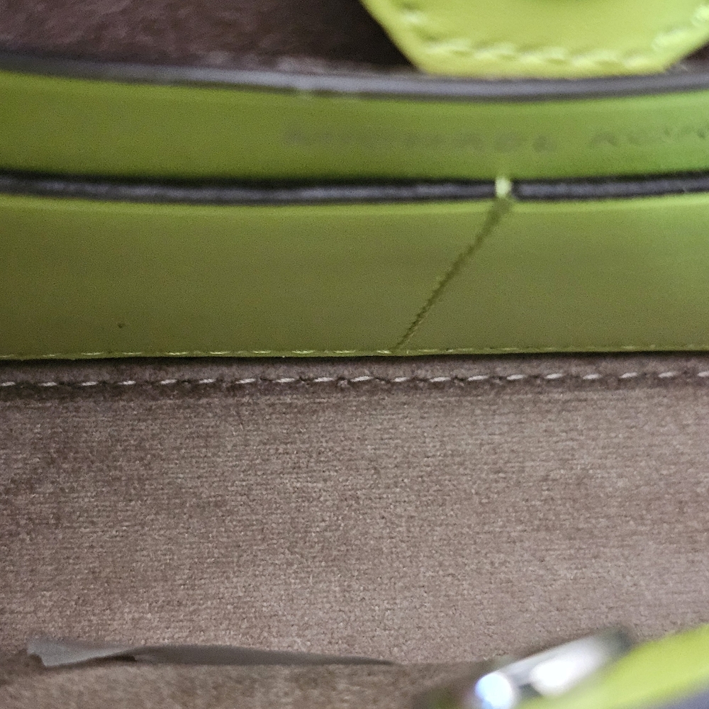 Michael Kors Hamilton Small Lime Cross Body Bag - Picture 16 of 16